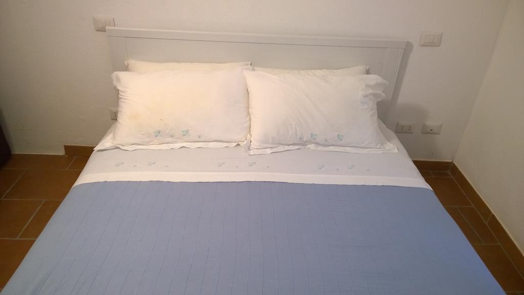 شقة H24 Vacanze Villanova Monteleone الغرفة الصورة