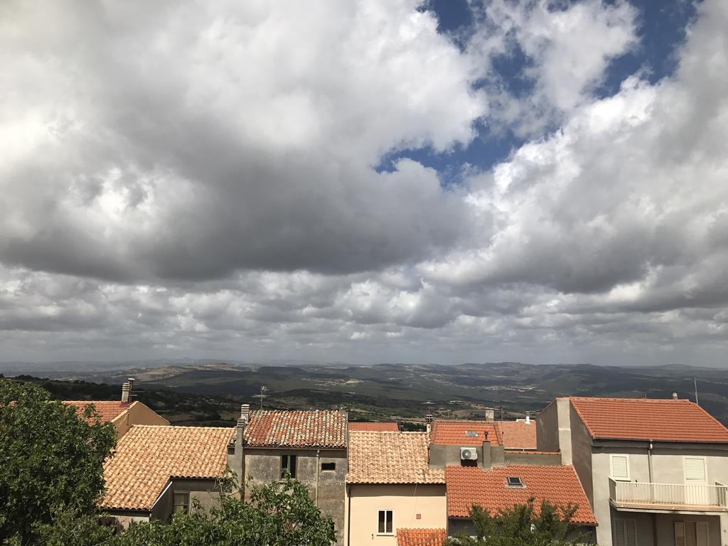 شقة H24 Vacanze Villanova Monteleone المظهر الخارجي الصورة